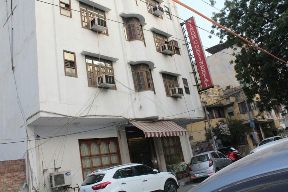 Hotel Singh Continetal Delhi  Exterior foto