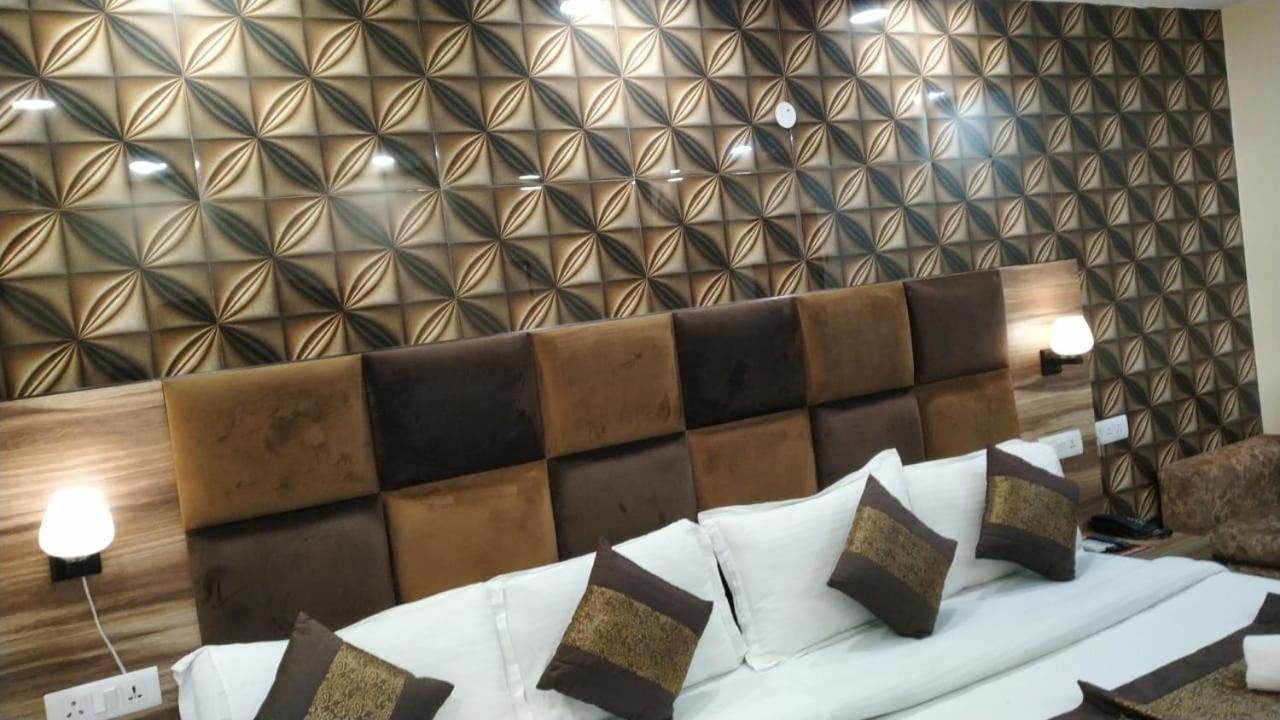 Hotel Singh Continetal Delhi  Exterior foto